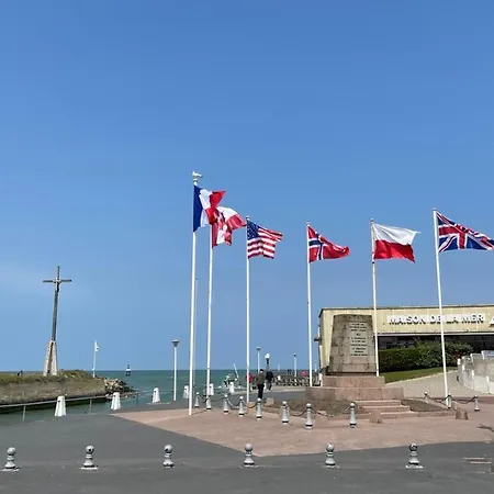 Апартаменты Le Cosy Курсёль-сюр-Мер